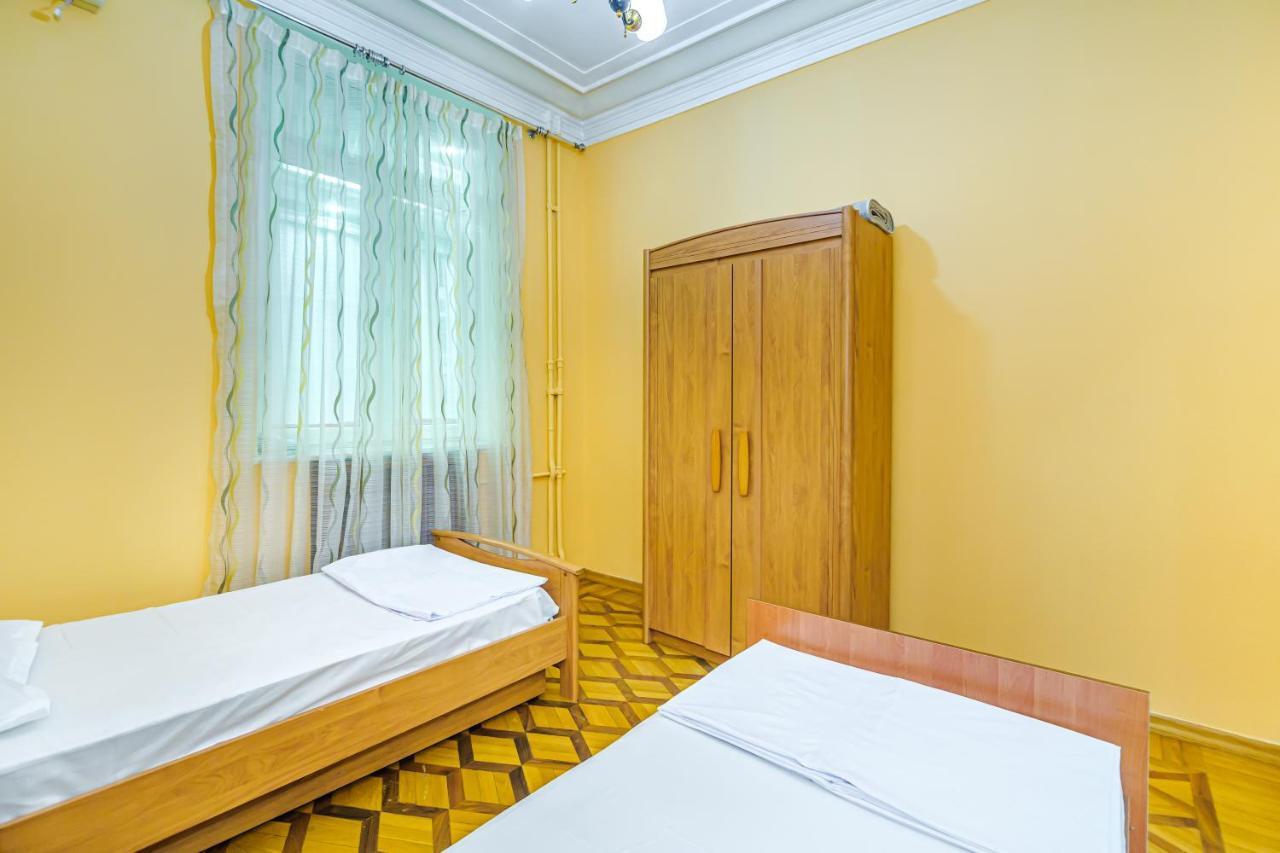 Targovu Nizami Street 4 Room Baku Exteriör bild